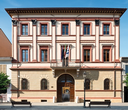 Banca Malatestiana. Nella corte di Palazzo Ghetti mercato agroalimentare a km zero