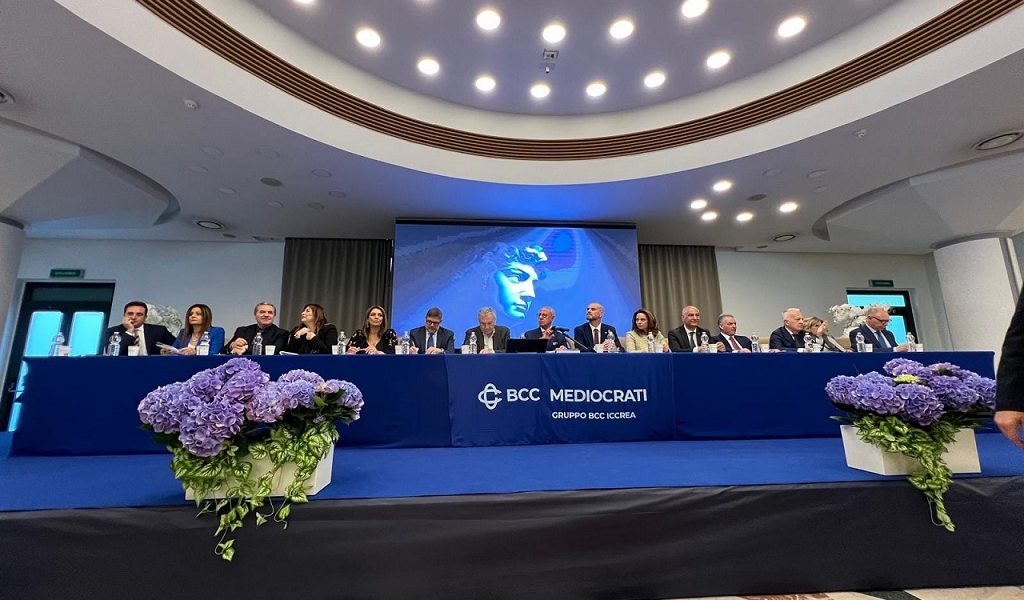 BCC Mediocrati. Paldino rieletto presidente. Al Procuratore Gratteri la “Melagrana d’argento”