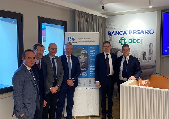 Banca di Pesaro. Grande partecipazione al seminario per supportare le imprese all’estero