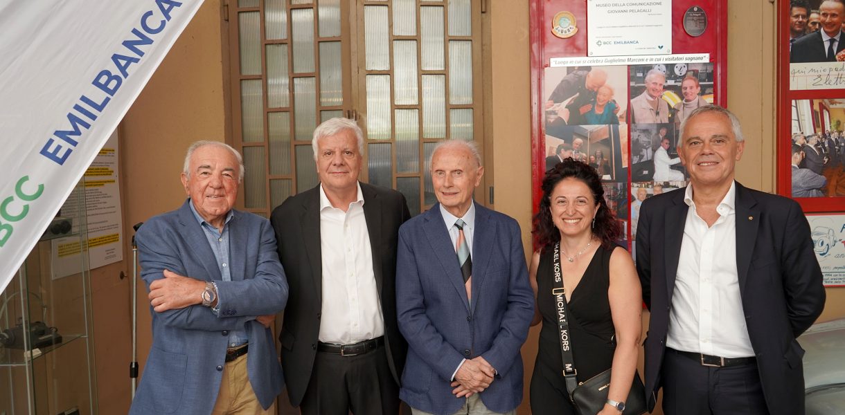 Emil Banca a sostegno del Museo Pelagalli di Bologna, nel segno di Marconi