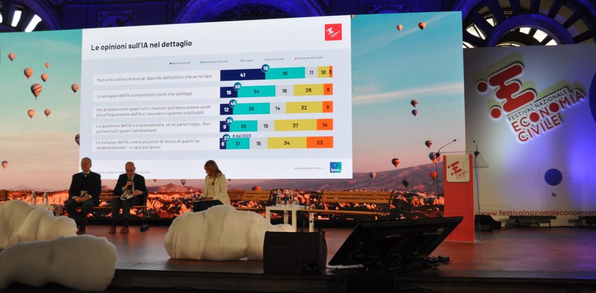 FNEC25. Presentata la ricerca “Democrazia Aumentata. AI, Intelligenza relazionale e nuove architetture del consenso”